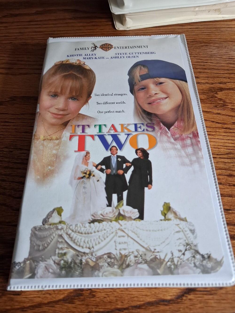 Vintage 90s Warner Brothers Mary-Kate And Ashley Olsen It Takes Two VHS Tape